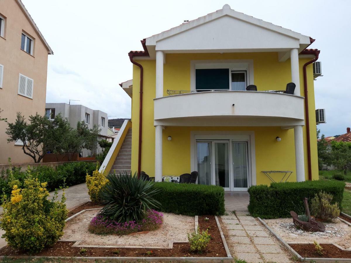 Apartments Laura I Angelina Tribalj Kültér fotó