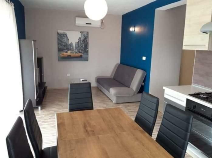 Apartments Laura I Angelina Tribalj Kültér fotó